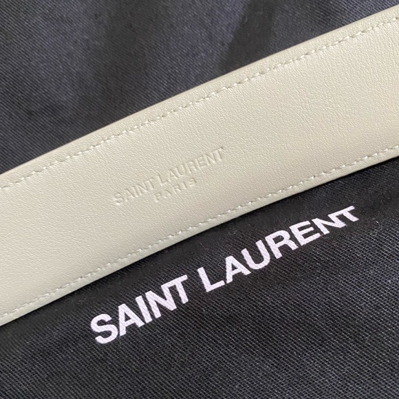 100% Authentic Laque YSL Saint Laurent Monogram Leather Belt - Picture 4 of 7